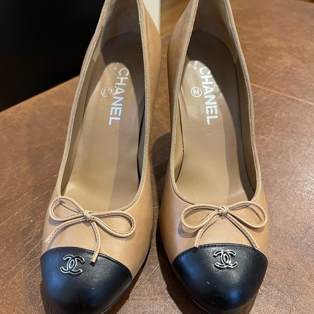 Chanel Ballerina Pumps Size 39 - Picture 6 of 7